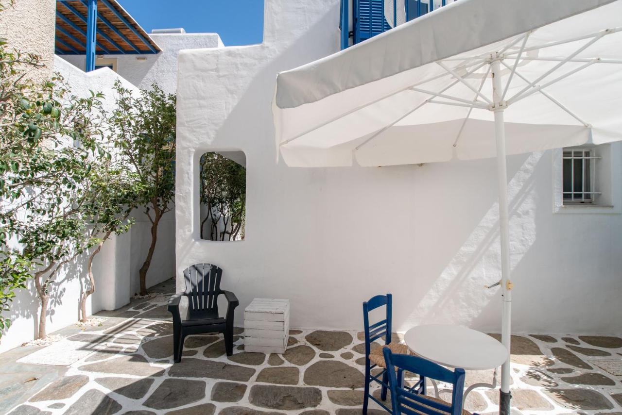 Livadia Seaside Studios 6 Párosz Kültér fotó